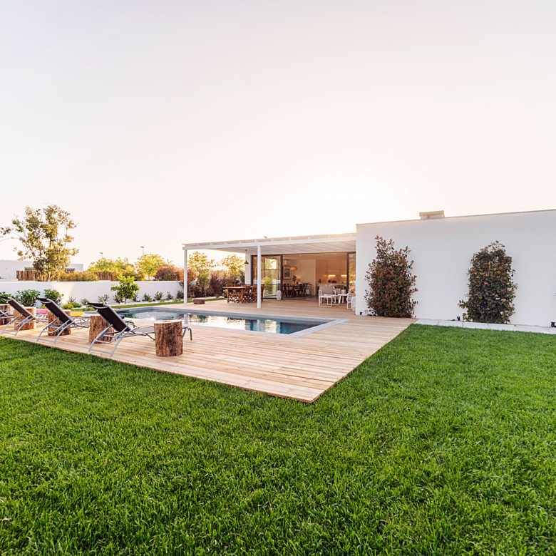 Three-bedroom with garden